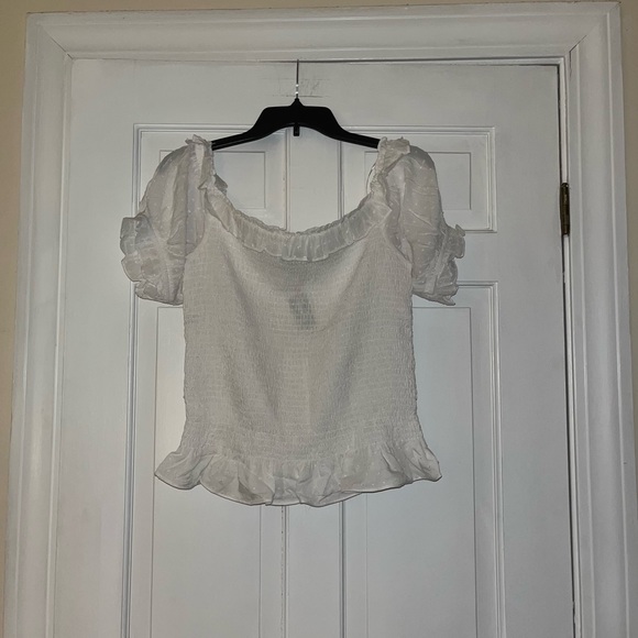 NWT Smocked Off the Shoulder Top - Picture 3 of 4